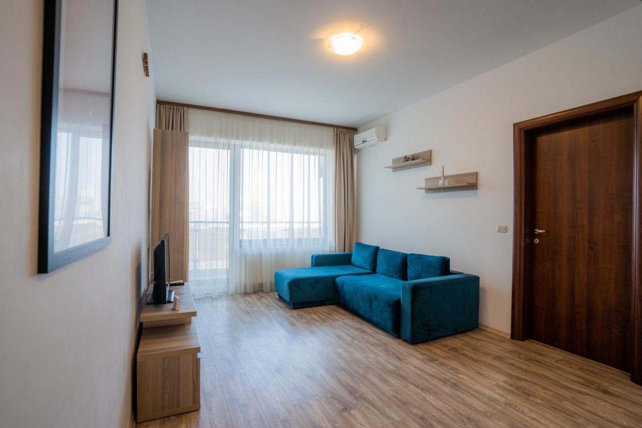 Summerland Sea-View Luxury Apartment Mamaia Exterior photo