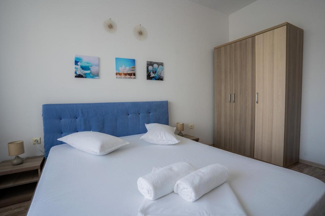 Summerland Sea-View Luxury Apartment Mamaia Exterior photo