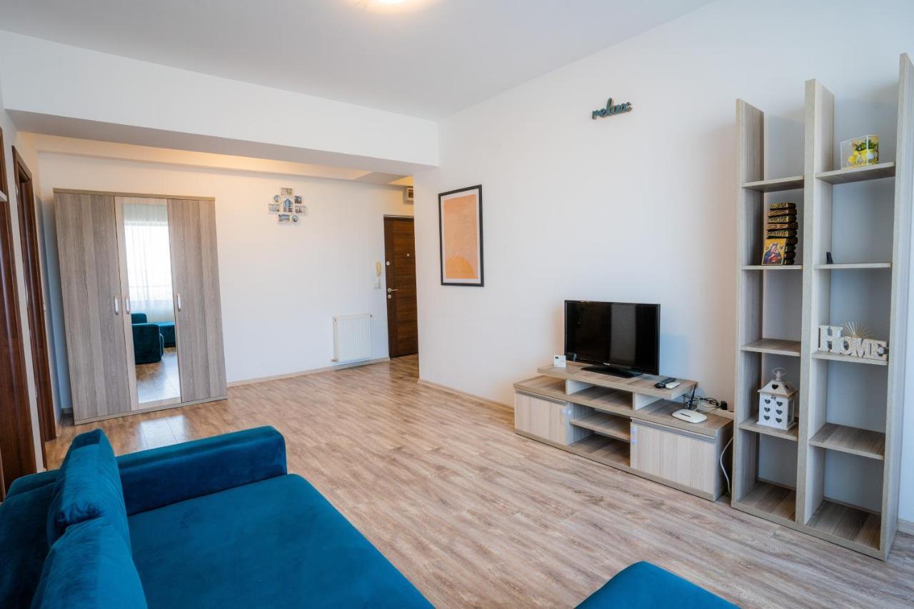Summerland Sea-View Luxury Apartment Mamaia Exterior photo