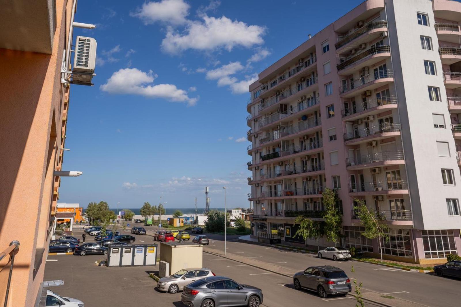 Summerland Sea-View Luxury Apartment Mamaia Exterior photo