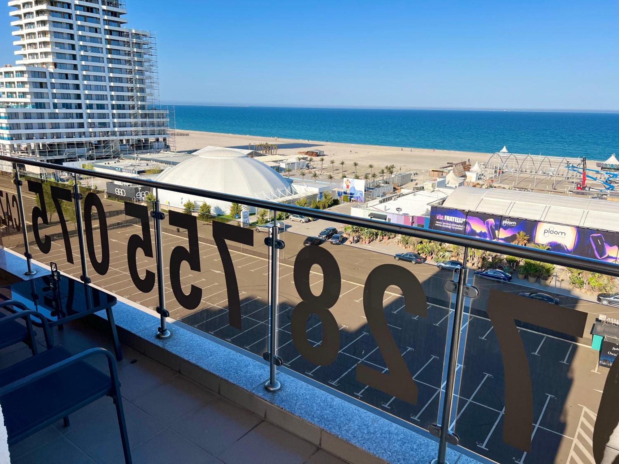 Summerland Sea-View Luxury Apartment Mamaia Exterior photo